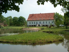 Wakacje w Dworku