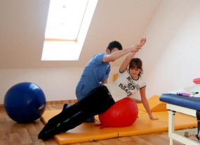 Turnusy rehabilitacyjne pobyty poszpitalne dom seniora