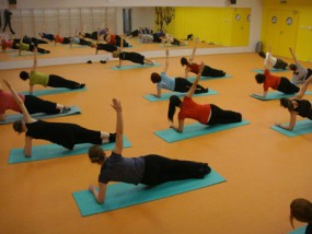 PŁASKI BRZUCH & STRETCHING