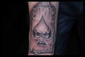 Tatuowanie i kolczykowanie ciała, Tatuaż, Studio Tatuażu