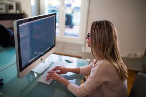 Programowanie baz danych i integracje z Sage Symfonia