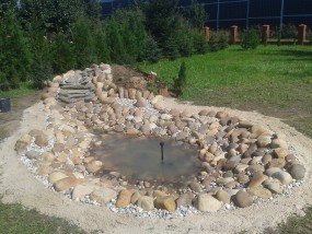 Wykonywanie oczek wodnych, kaskad, strumyków