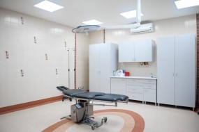Transplantacja włosów metodą FUE