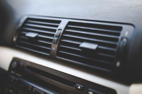 Naprawa klimatyzacji samochodowej