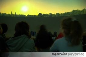Lekcje astronomii w mobilnym planetarium