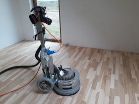 Cyklinowanie podłóg