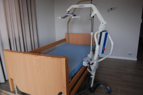 Łóżka rehabilitacyjne elektryczne