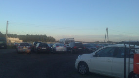 Strzeżony parking przy lotnisku